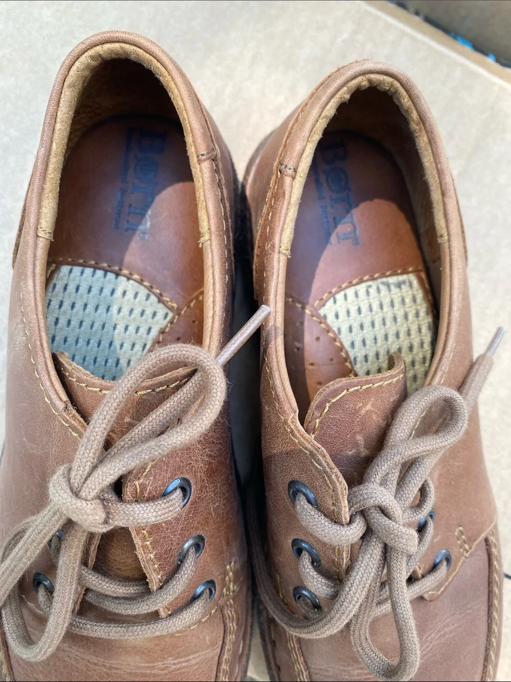 Born Brown Size 6 Leather Oxfords with Handcrafted Stitching Career Office